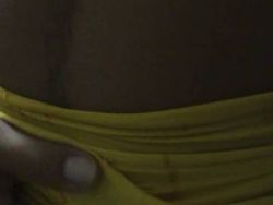 Atemberaubende junge Hobbynutte offenbart ihre Lustgrotte