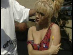 Willige Amateur blonde Lady lässt sich Outdoor bumsen