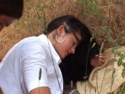 Geiles Teen Pärchen fickt im Freien bis er hemmungslos Sperma rausjagt